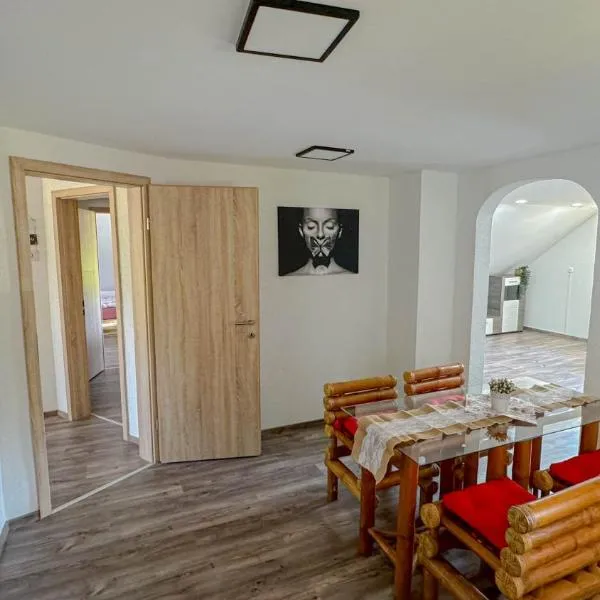 Secret Paradise apartment, hotel v destinaci Zgornje Gorje