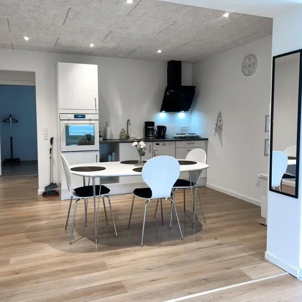 The Heart of Billund apartment by KIRIJA, ξενοδοχείο στο Billund