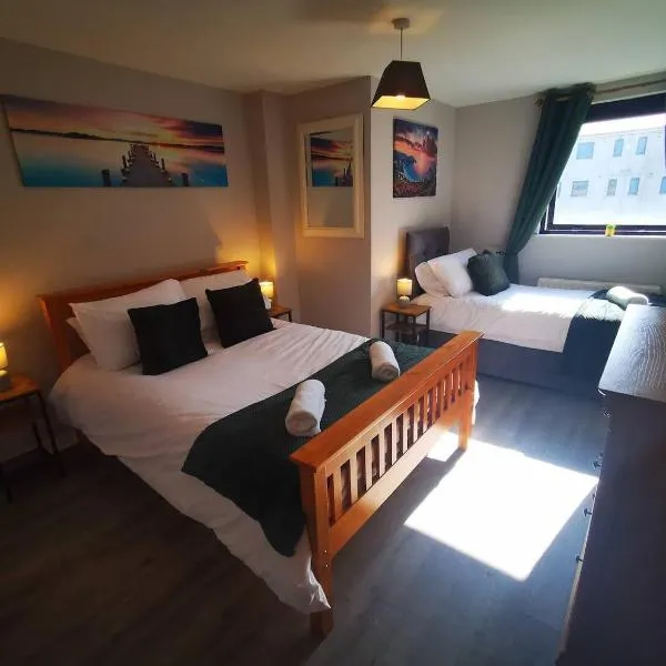 2BR Spacious City Centre Apartment, hotel a Belfast