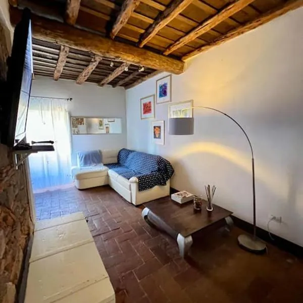 Charming House Isola di Capraia Casa Carlo Alberto, hotel in Capraia