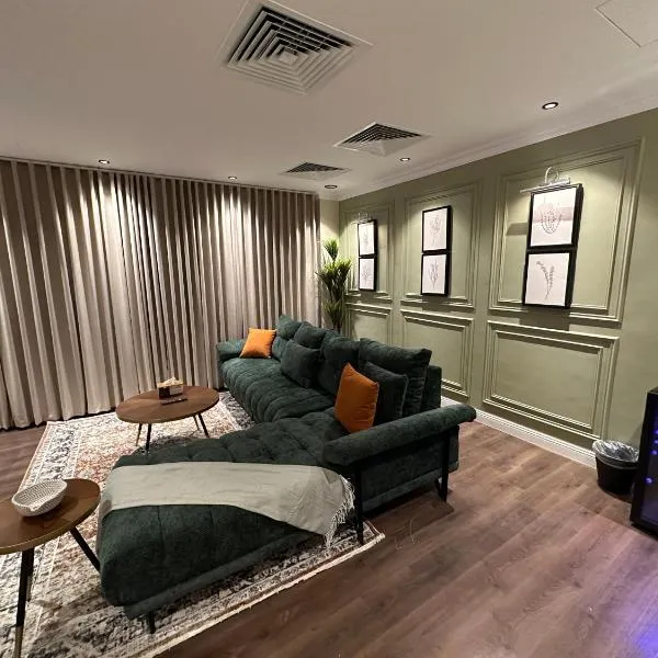 Elegant Cozy 1 BDR APARTMENT in city centre Olaya，位于利雅德的酒店