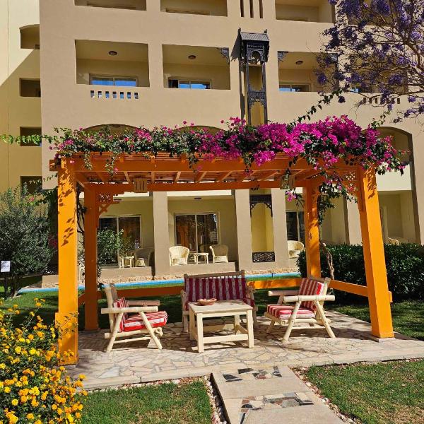 Comfortable studio in hotel 4 stars with private beach for non-egyptians only