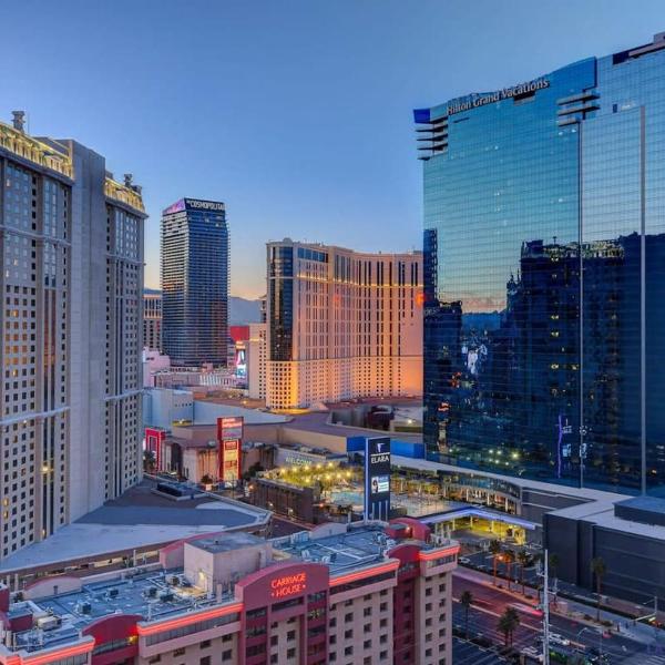 MGM Signature-32-607 F1 Track & Strip View Balcony, Las Vegas