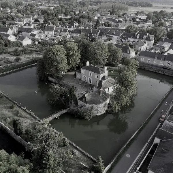 Les Douves, hotel in Onzain