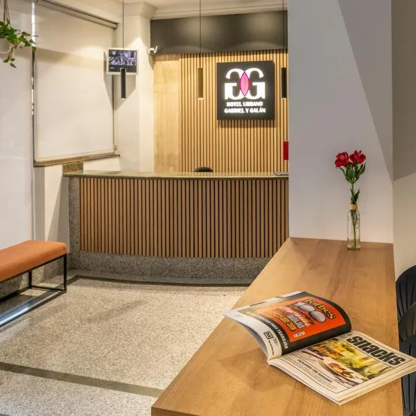 Hotel Gabriel y Galán, hotel i Salamanca