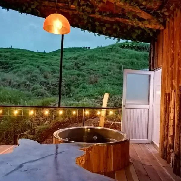 Hotel Cabañas y Chalets lujosos Mágica Luna Manizales, hotel in Villamaría