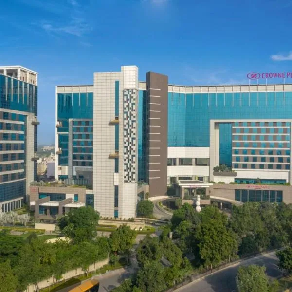 Crowne Plaza Greater Noida by IHG, hotel em Grander Noida