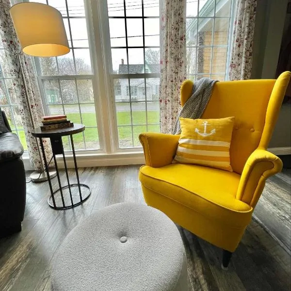 Picton Retreat - Cozy, Stylish and Walk to Downtown, hotel Pictonban