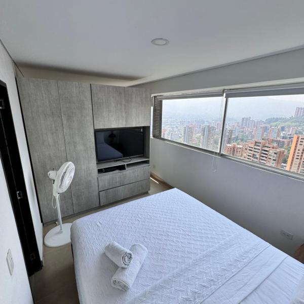2511 Suite Moderna y de lujo con la mejor vista a la ciudad - Poblado Medellín, Medellín