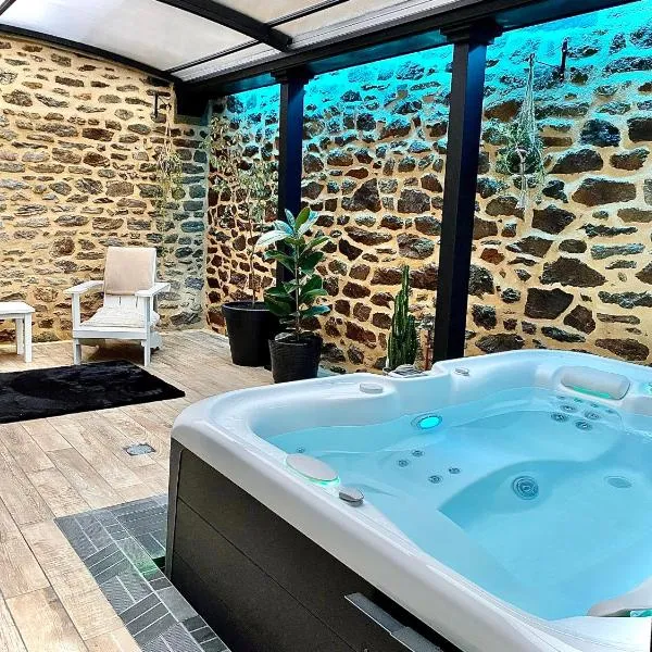 Villa Lily Spa, chambre d’hôtes avec spa privatif, hotel in La Vicomté-sur-Rance