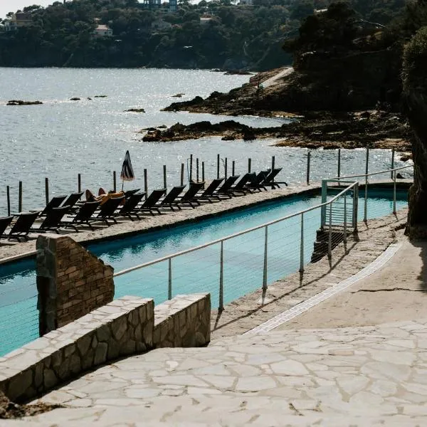 Résidence hôtelière Le Provençal à Giens - Bord de mer, hotell i Hyères