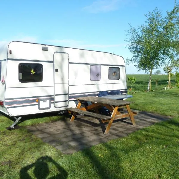 Caravan Vlinder, hotel in Rouveen