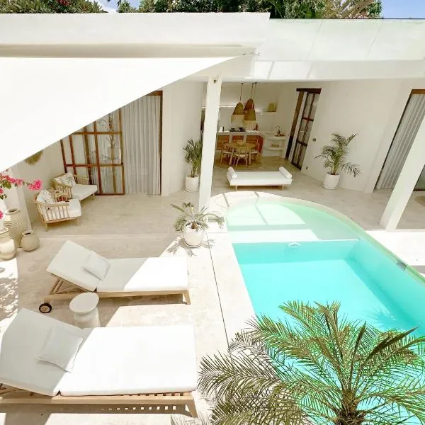 Daloha Bali 2BR Villa in Canggu, hotel in Dalung