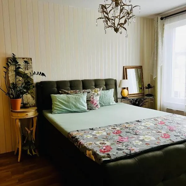 Exklusives Haus mit Garten, hotel v destinaci Hannover