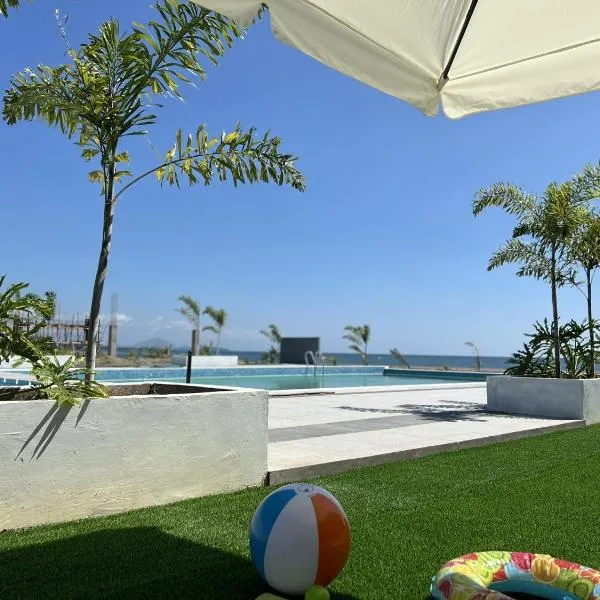 The Peninsula Resort, hotel en Mamburao