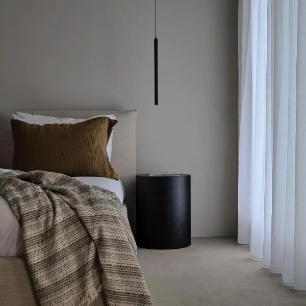 Bond Smart Living Suites, hotel in Athens