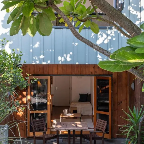 Bow Street Apartments & Cottage, hotell sihtkohas Raglan