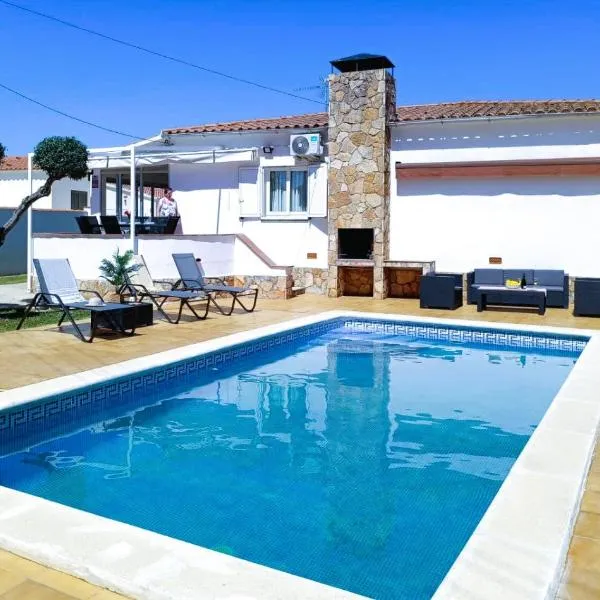 CASA XAVET, Piscina Privada Aire Acondicionado Free、レスカラのホテル