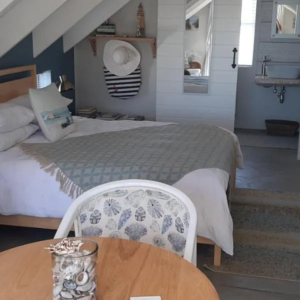 Milk Thistle Loft & Studio apartments, khách sạn ở Paternoster