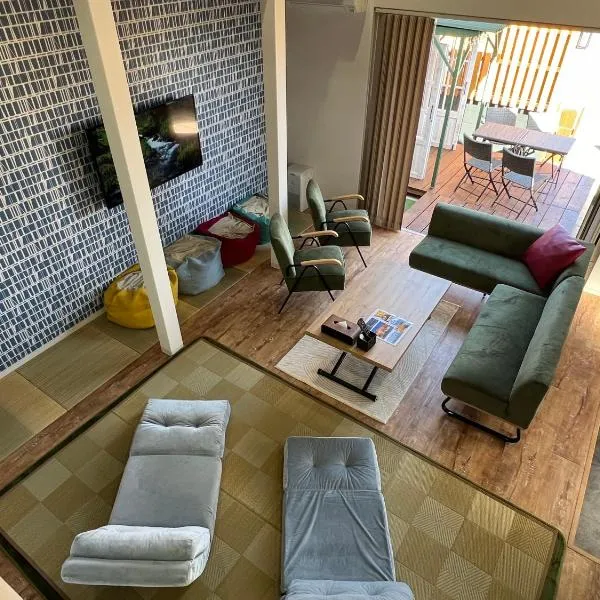 Rush Awaji Guppy - Seaside Holiday Home - Self Check-In Only, hotel v destinaci Awaji