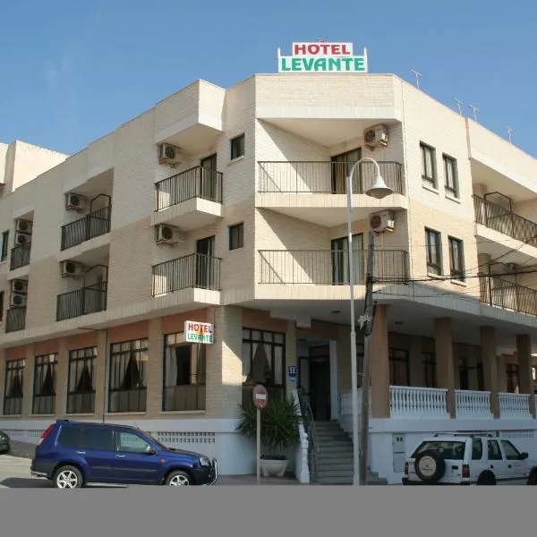 Hotel Levante, מלון בגוארדמר דל סגורה