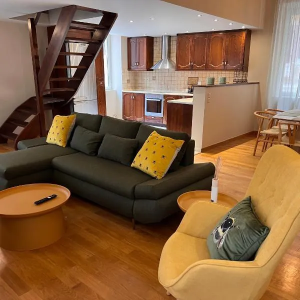 SOLOMOU APARTMENT, hotel in Corfu