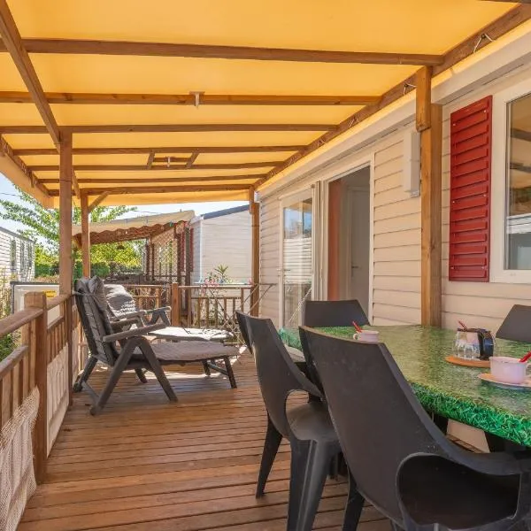 Mobile home Le Montourey 81、フレジュスのホテル