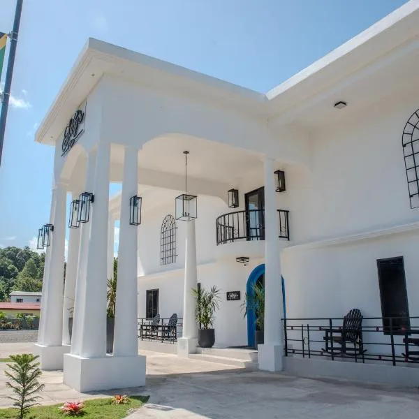 Sky's Villa Resort, hôtel à Buff Bay