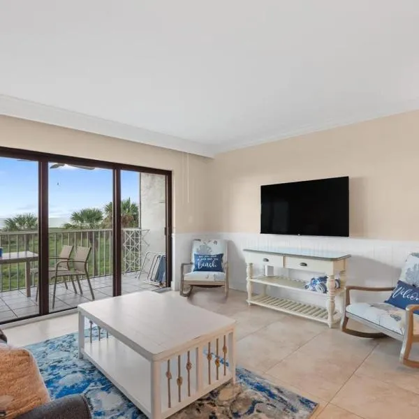 South Seas Beach Villa 2426 - Stunning Beachfront Residence, hotel in Captiva