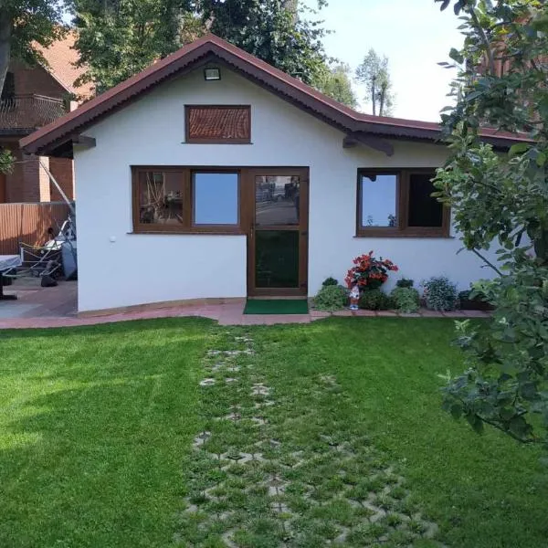 Domek z kominkiem, Ukta 63, Mazury,: Ruciane-Nida şehrinde bir otel