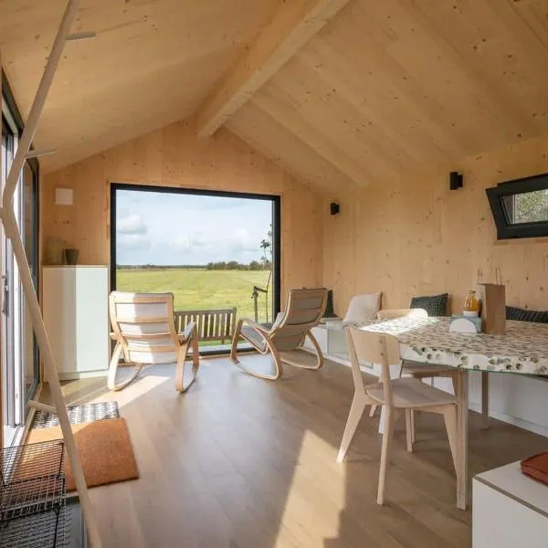 Hello Zeeland - Zeeuwse Liefde Tiny House 7, hotel in Westkapelle