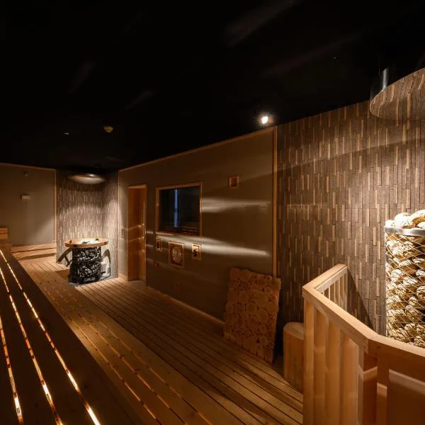 The Centurion Sauna Rest & Stay Sapporo Male Only, hotel en Sapporo