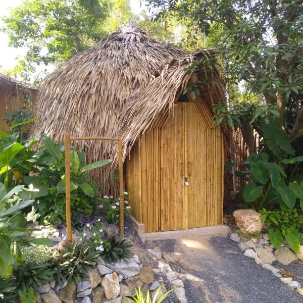 Samui Circus Studio & Ville - Dome Bungalow 5, hotel v destinaci Nathon Bay