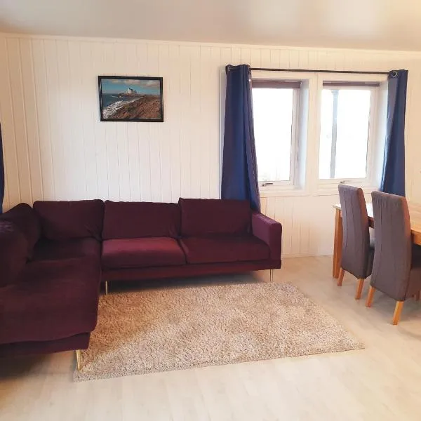 Spacious 2 Bedroom Apartment in Arendal., ξενοδοχείο σε Arendal