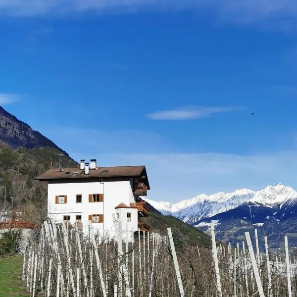 Rastenfeldhof, Hotel in Partschins