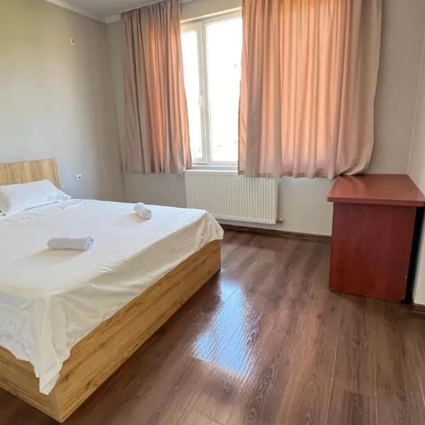 Garden House Tbilisi, hotel in Tbilisi