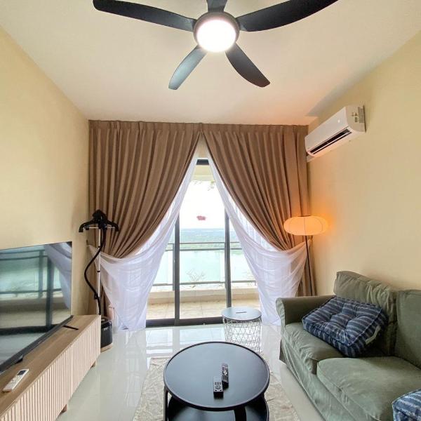 Seaview 2B1R 4 pax Condo Forest City 1G-2908, Gelang Patah