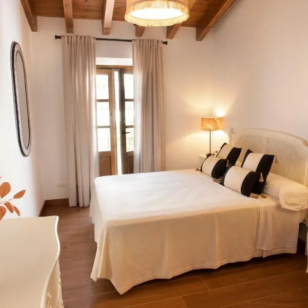 Casa Rural Candelas, hotell sihtkohas Zahara de la Sierra