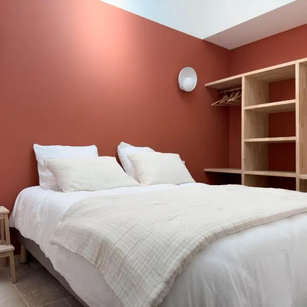 Les suites du 13, hotel in Aigues-Mortes