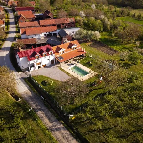 Šljivik stari, hotell sihtkohas Brestovac