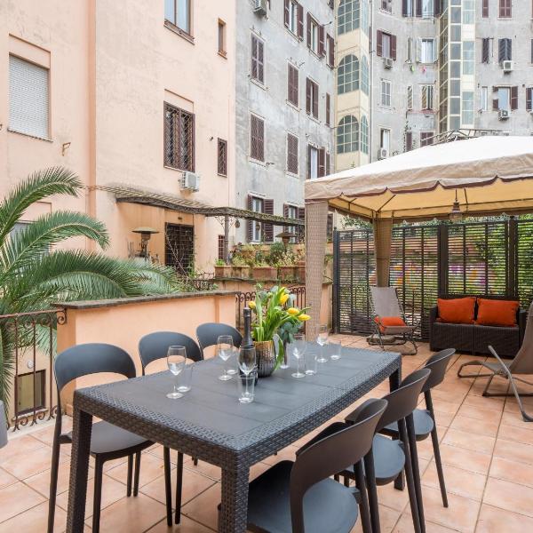 The Best Rent – Charming flat near Colosseo, Rome