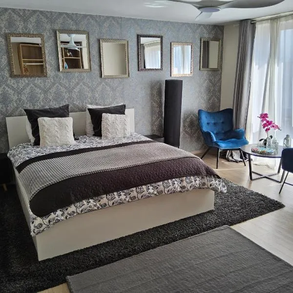 Chambre deluxe au 2ème étage, chambre double au 4ème étage NOT A HÔTEL, hotel v Bruselu