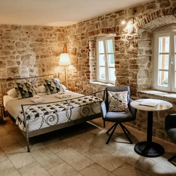 City Rooms Šibenik, ξενοδοχείο στο Σίμπενικ