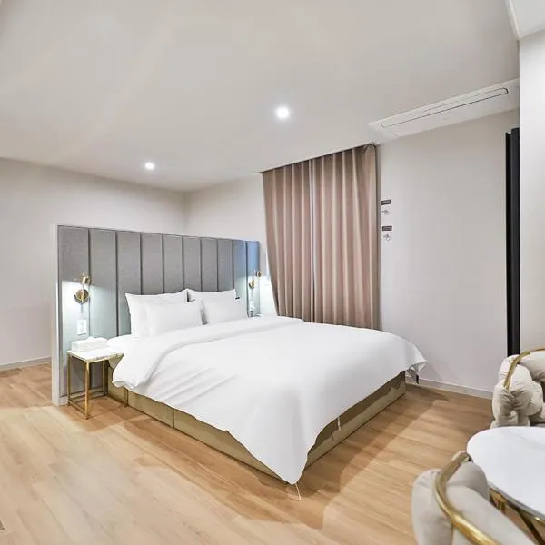 Den Basta Hotel Hadan, hotel in Busan