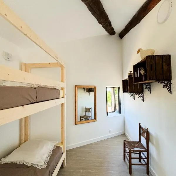 Gîte de l'Escanson un temps pour soi, hôtel à Robion