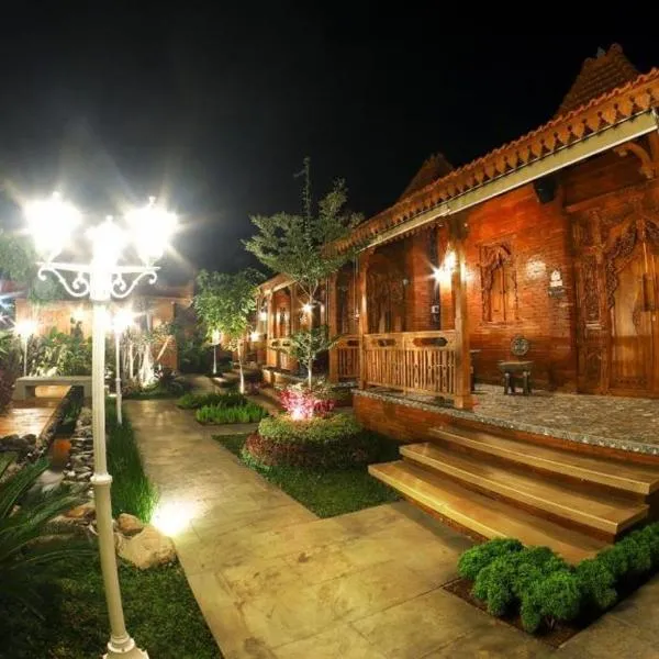 Joglo Jawa Jepara, hotel en Jepara