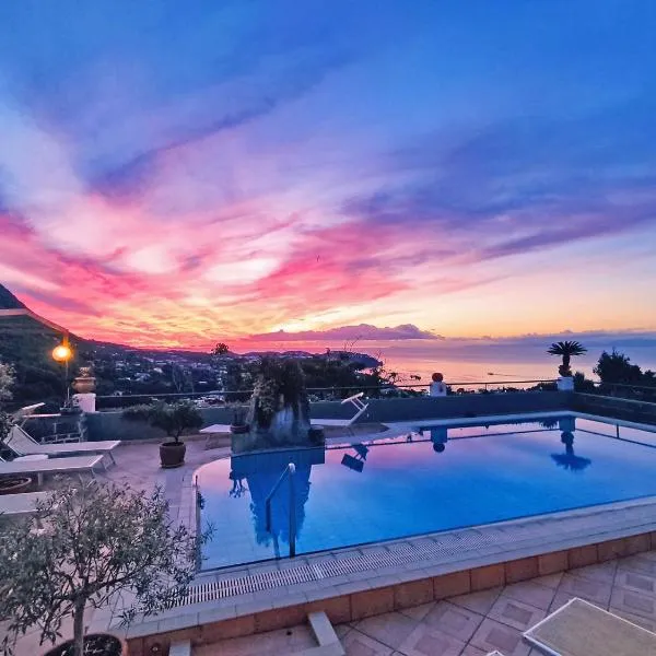 Hotel Ape Regina, hotell sihtkohas Ischia