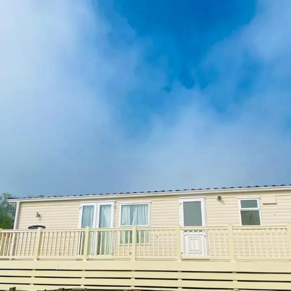 Pen y Maes Caravan, hotel in Criccieth