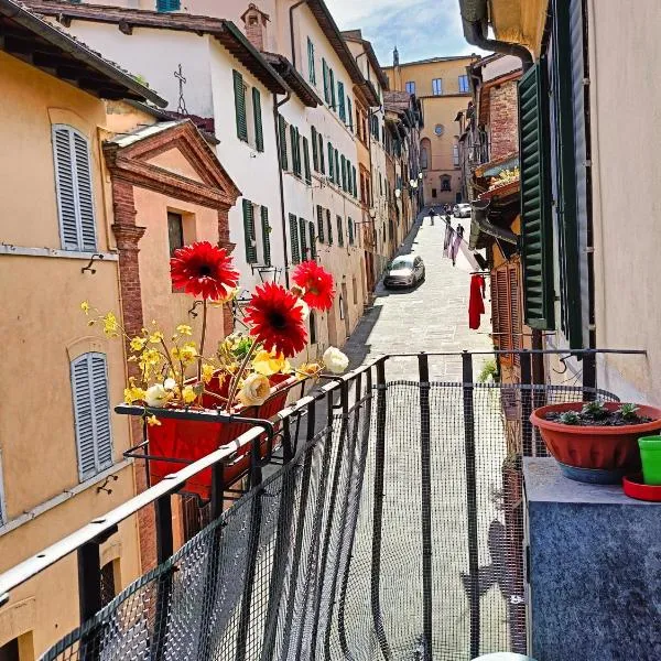 La Campanina-nel cuore di Siena e della contrada, hotel in Siena