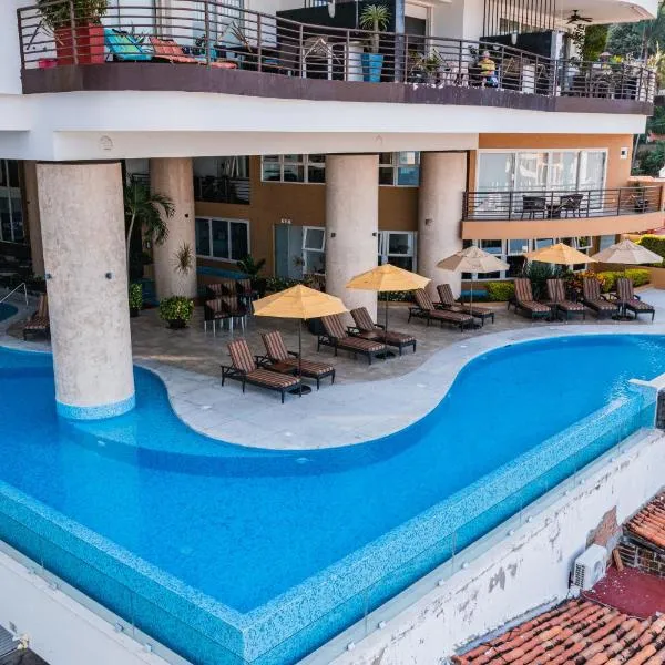Pinnacle Resorts 180，位于巴亚尔塔港的酒店